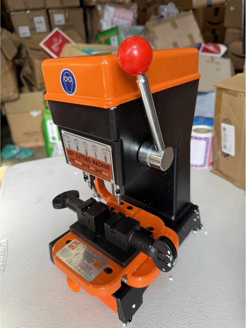 BN-998 Key Cutting Machine 24V Key Duplicator Locksmith Powers On Read Desc